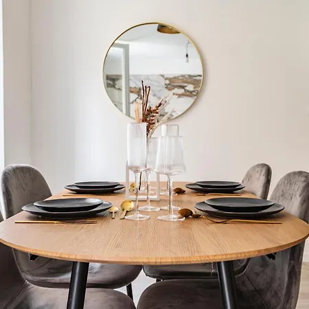 L'étape - Center - Cathedral Reims