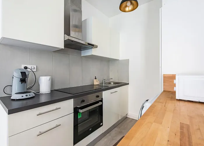 L'étape - Center - Cathedral